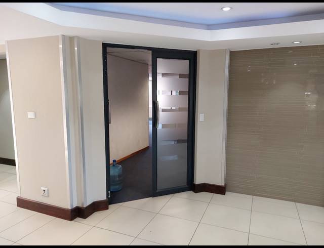 418M² OFFICE TO LET IN BEDFORDVIEW